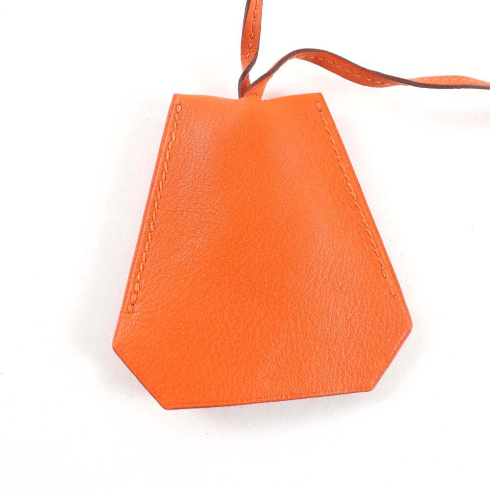 HERMES (Hermes) Margiela era, large clochette leather necklace with key ring,... - Picture 2 of 9